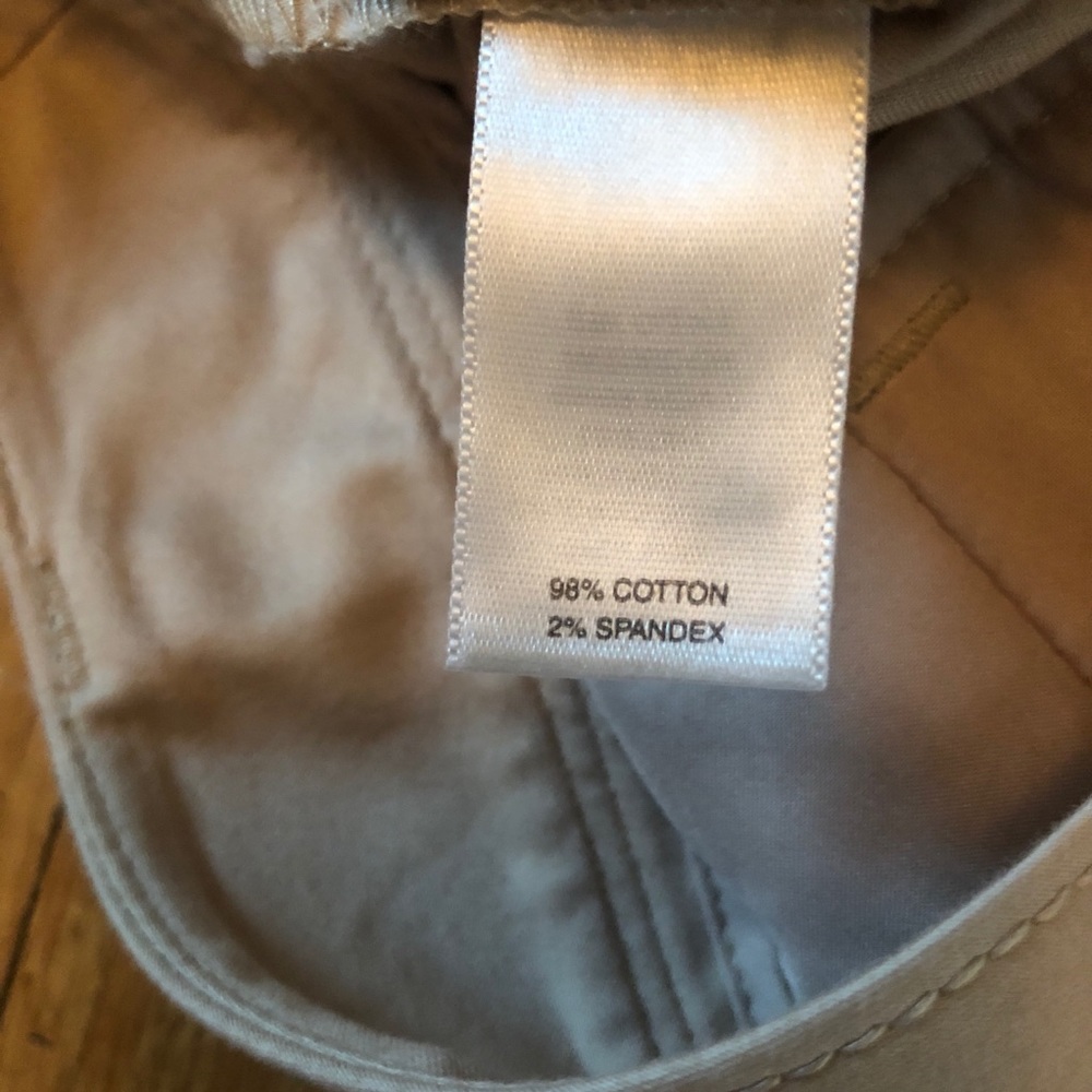 White House Black Market shorts - Picture 5 of 5